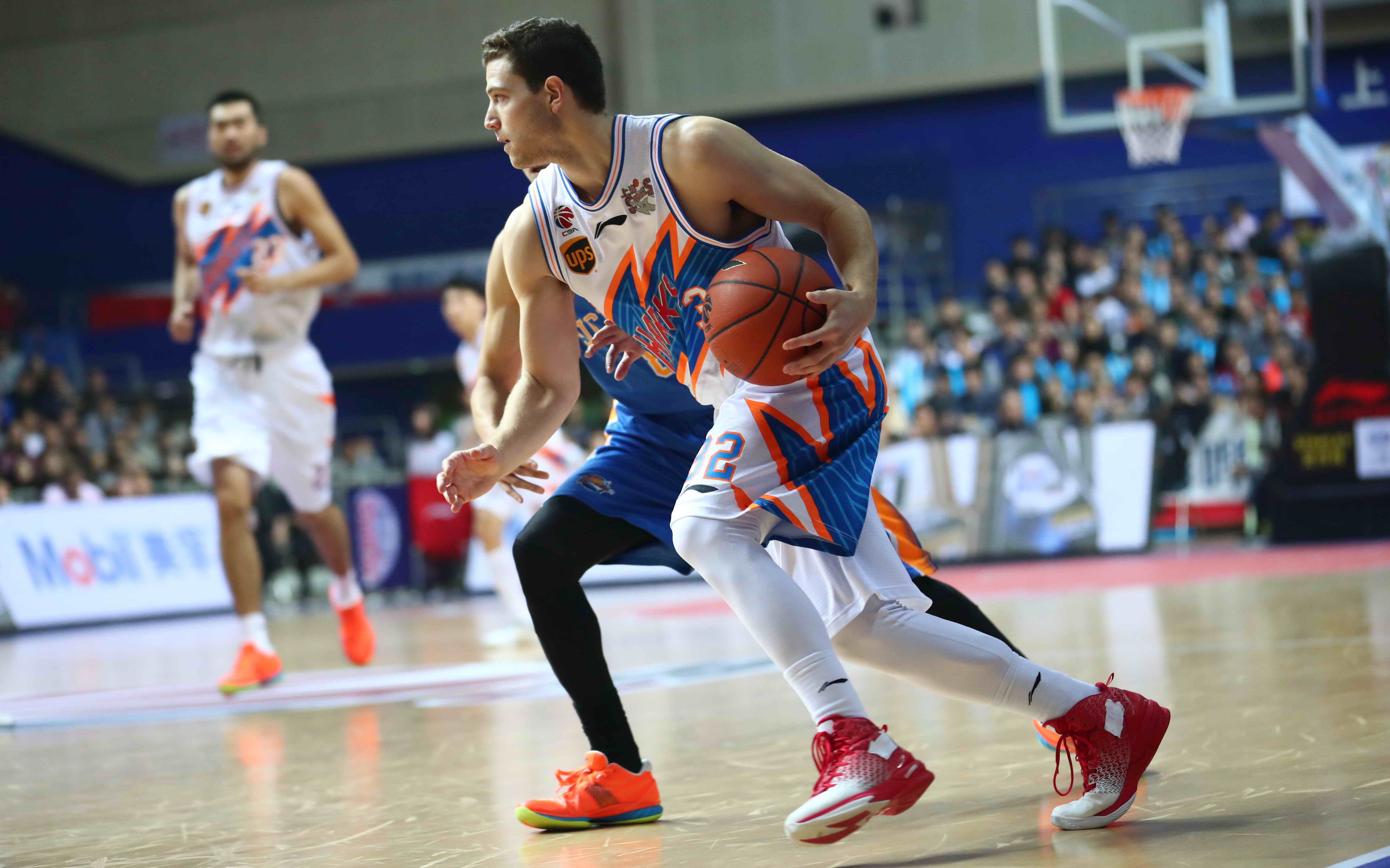 cba直播在线观看高清投屏视频_(cba直播在线观看高清在哪里)