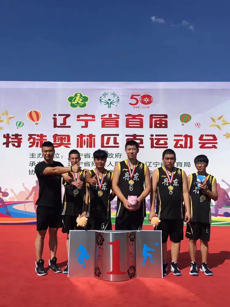 温州篮球比赛第一梯队名单_(温州篮球比赛第一梯队名单公布)