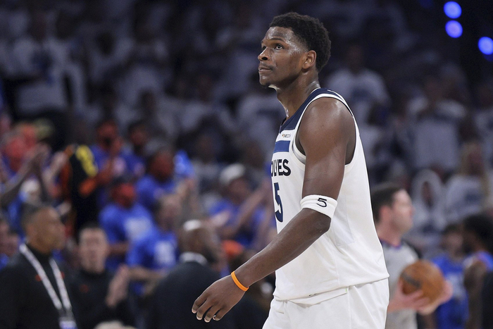 NBA常规赛森林狼客场120-113力克爵士爱德华兹35分兰德尔27+8+7的简单介绍 NBA常规赛森林狼客场120-113力克爵士爱德华兹35分兰德尔27+8+7的简单介绍