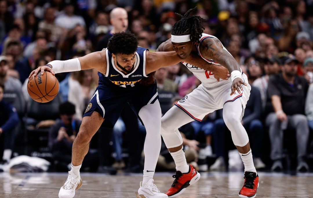 NBA常规赛掘金主场117-100大胜步行者约基奇32+14+14哈达威17分的简单介绍 NBA常规赛掘金主场117-100大胜步行者约基奇32+14+14哈达威17分的简单介绍