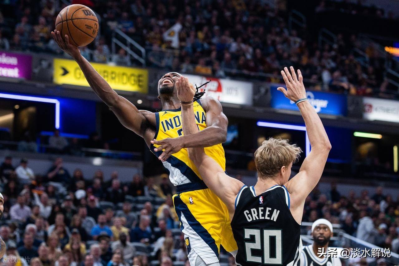 NBA常规赛步行者主场111-129不敌步行者惨遭7连败巴雷特22分西亚卡姆空砍30分的简单介绍 NBA常规赛步行者主场111-129不敌步行者惨遭7连败巴雷特22分西亚卡姆空砍30分的简单介绍