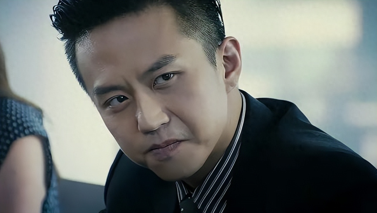 邓超被NBA球星盖帽后愣在原地近4秒表情无奈引热议