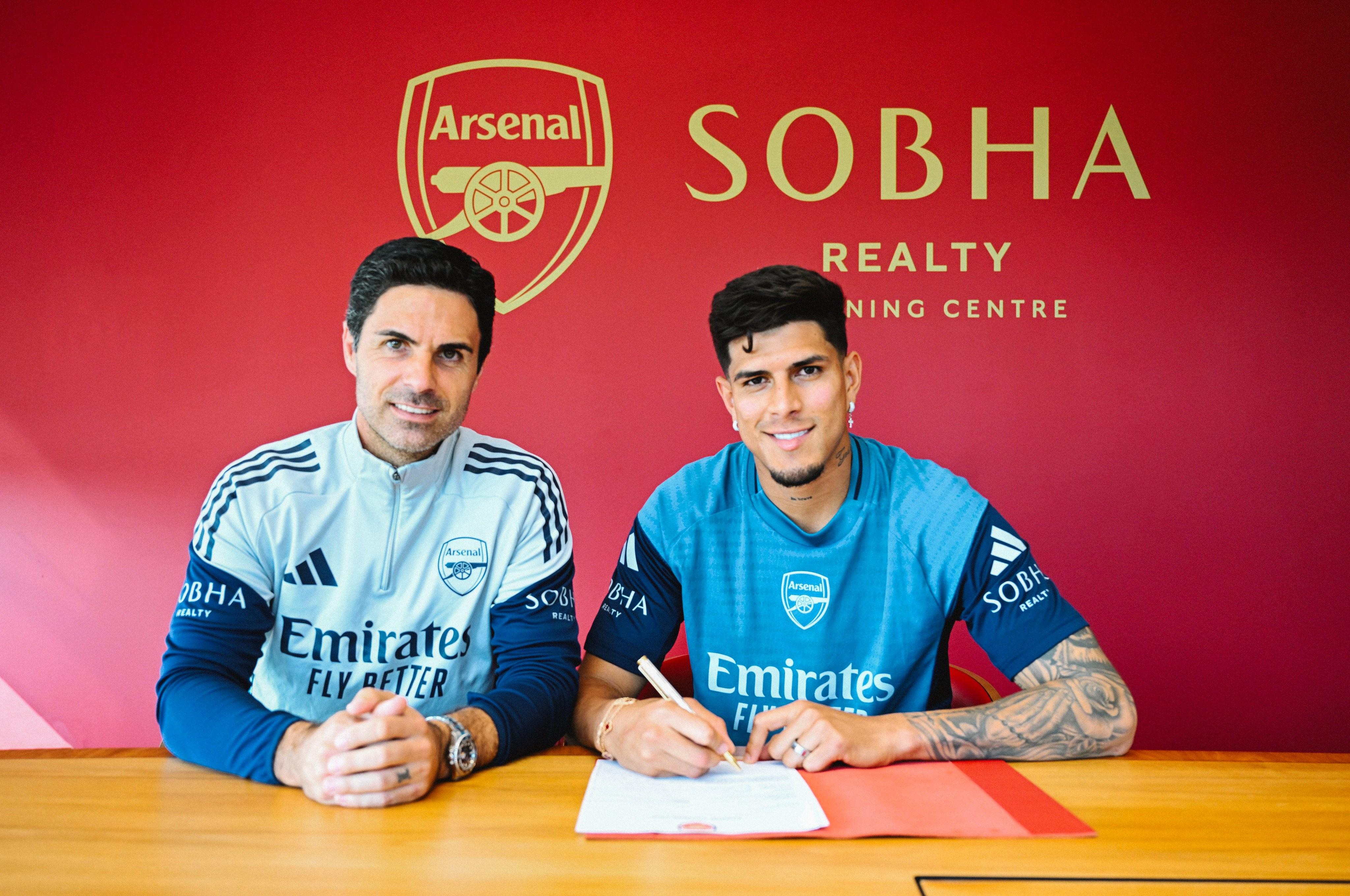 关于哲凯赖什发文告别葡萄牙体育球员正式加盟阿森纳的信息