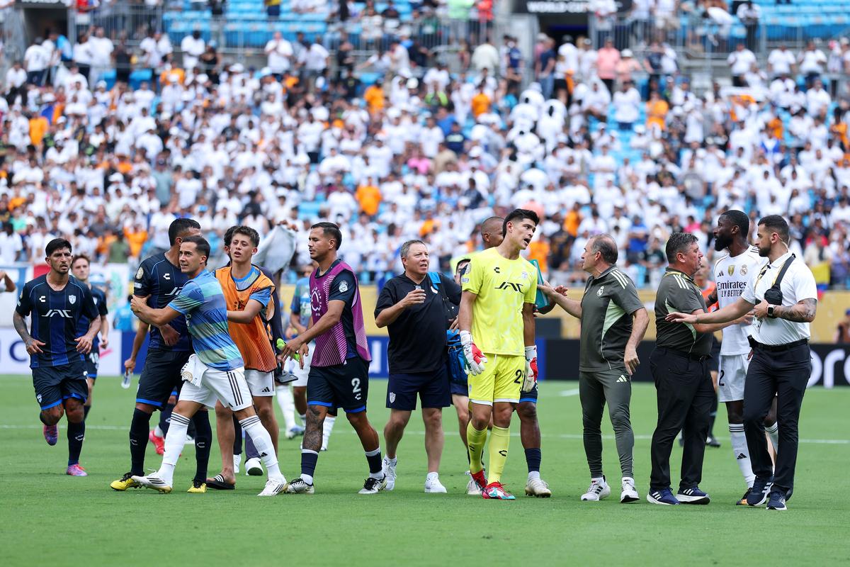 关于世俱杯奥克兰城VS博卡青年前瞻两国足球水准相差甚远的信息 关于世俱杯奥克兰城VS博卡青年前瞻两国足球水准相差甚远的信息