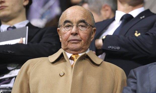 包含前热刺主帅雷德克纳普遭入室盗窃蒙面团伙偷走高价值物品的词条 包含前热刺主帅雷德克纳普遭入室盗窃蒙面团伙偷走高价值物品的词条