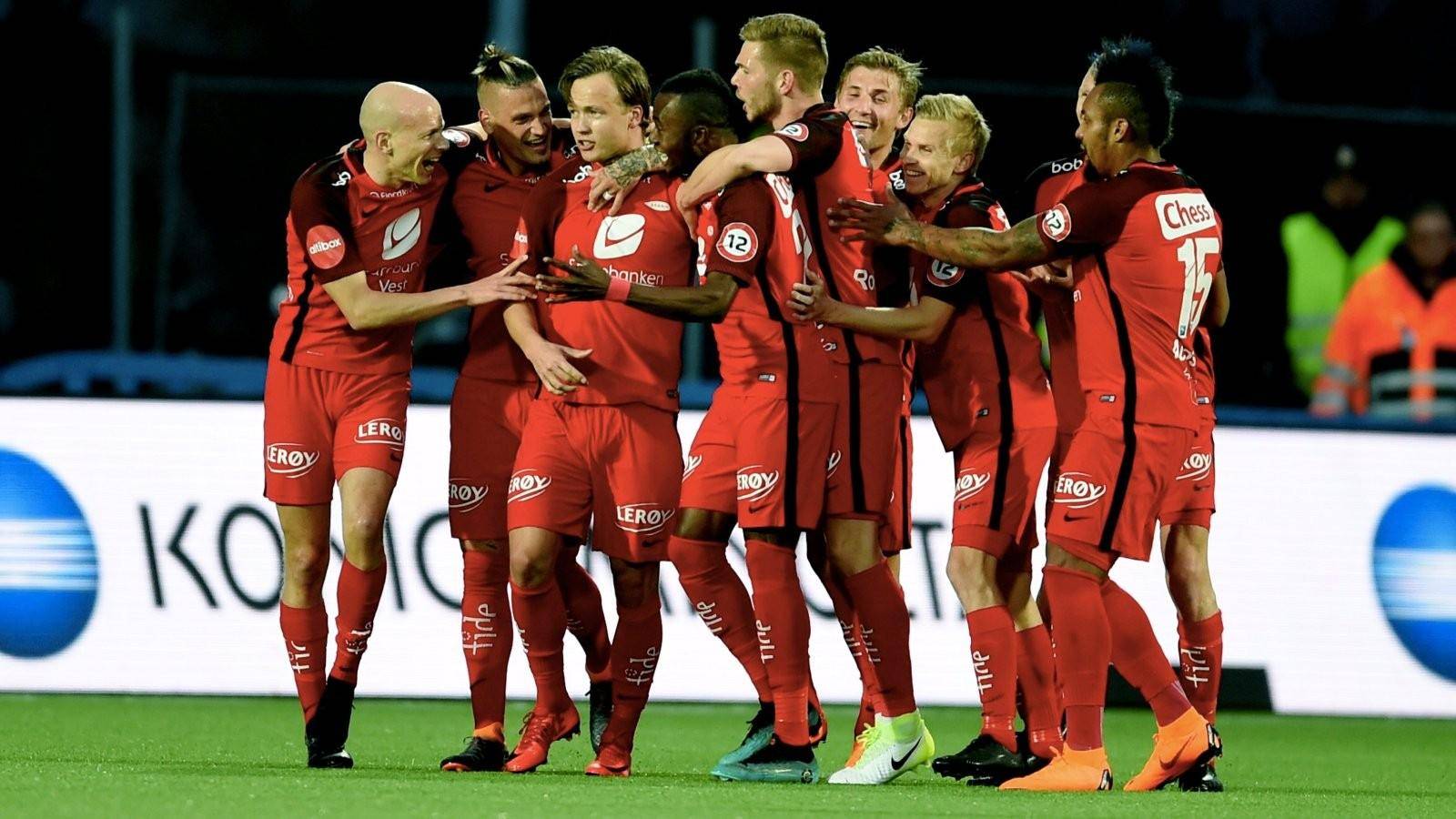 包含流浪者任命罗尔担任主帅首战将对阵挪超布兰的词条