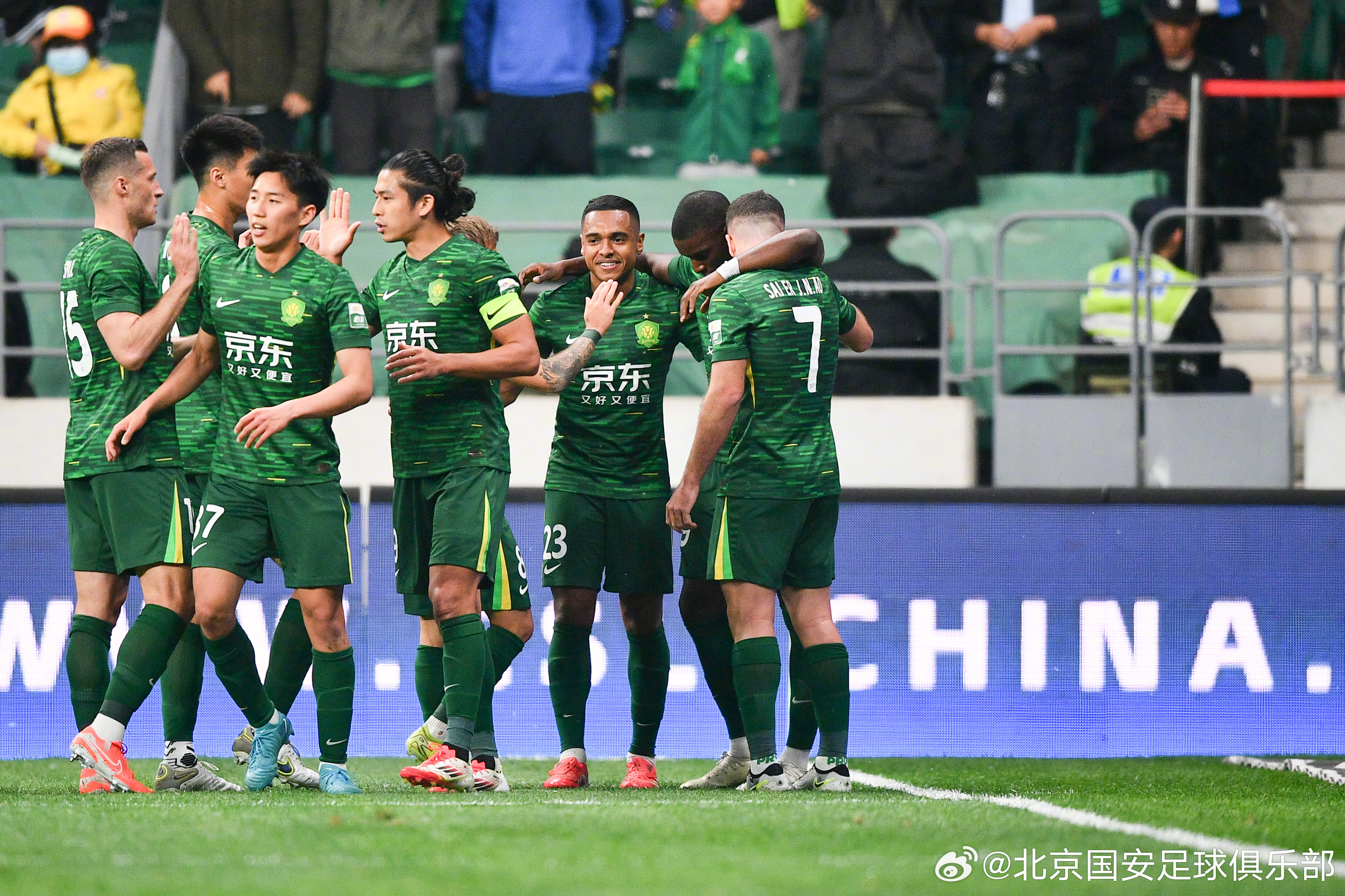 关于亚冠北京国安3-0大埔张玉宁破门塞尔吉尼奥替补双响的信息  第2张