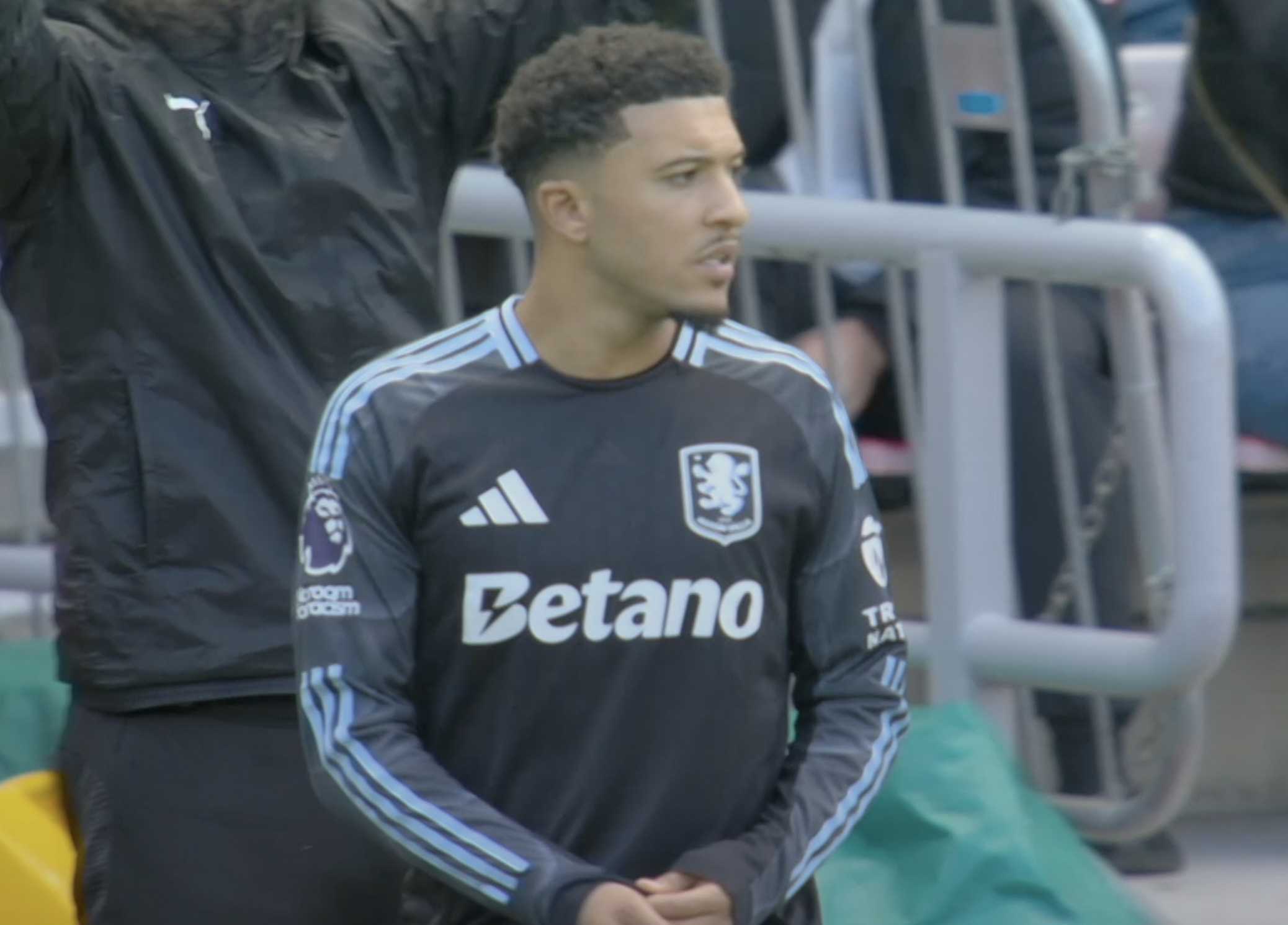 关于巴萨只愿意租借拉什福德曼联4000玩要价遭拒的信息