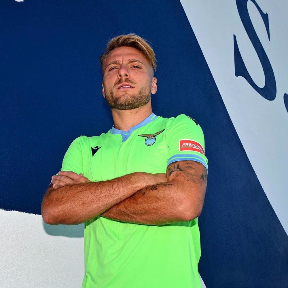 关于李现获赠皇马新赛季10号球衣蓝色第二客场球衣的信息 关于李现获赠皇马新赛季10号球衣蓝色第二客场球衣的信息