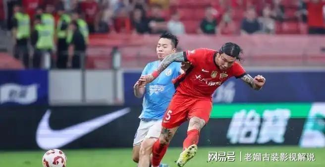 中超:大连英博VS上海海港 中超:大连英博VS上海海港