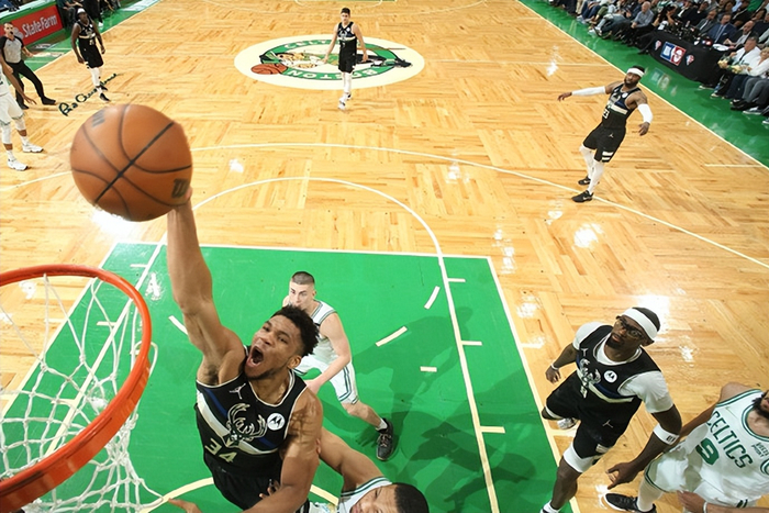 保篮甲:博蒂文VS利尔斯基的简单介绍 保篮甲:博蒂文VS利尔斯基的简单介绍