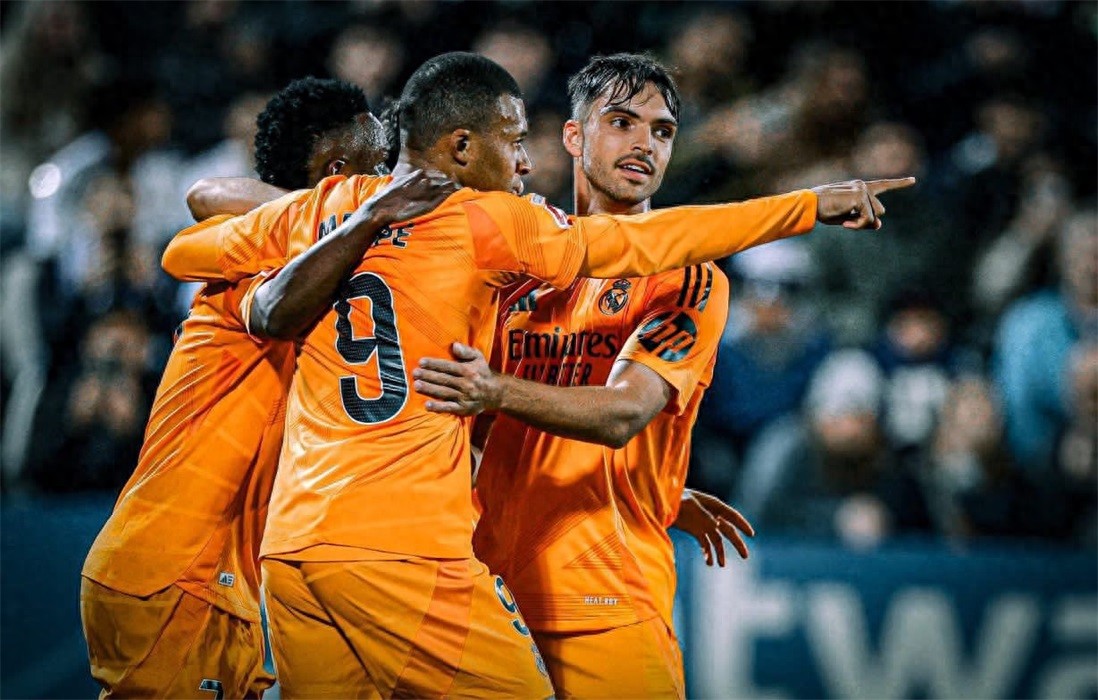 包含皇马欧冠联赛阶段对手出炉面对曼城利物浦等强敌的词条 包含皇马欧冠联赛阶段对手出炉面对曼城利物浦等强敌的词条