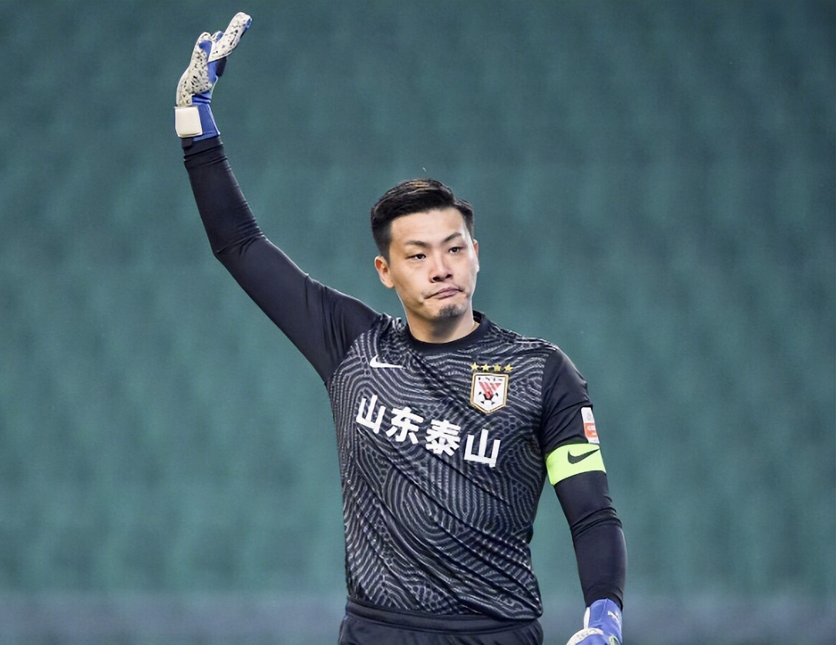 鲁媒：泰山适应三中卫但问题未解决泰山取得三连胜的简单介绍