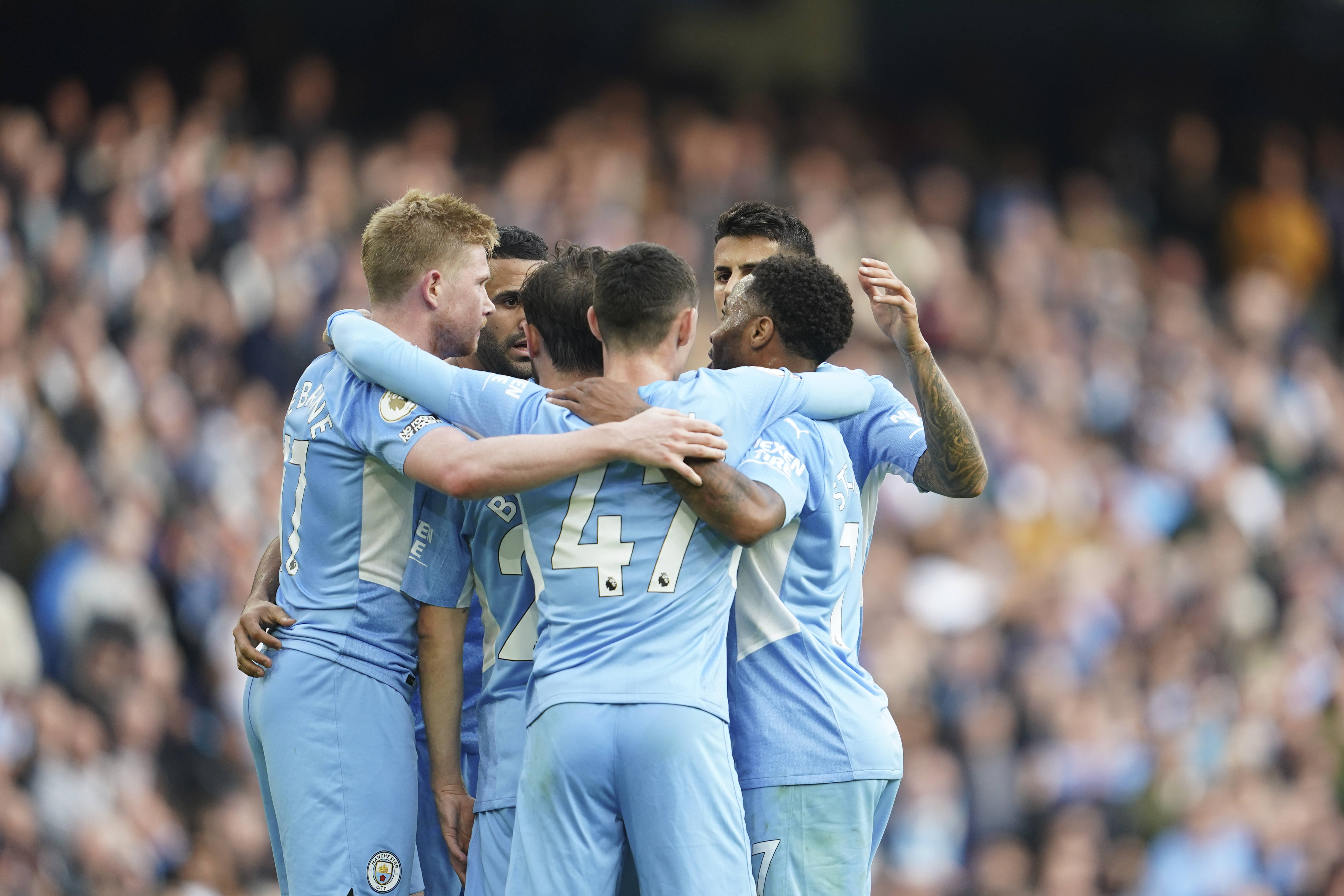 包含世俱杯皇家马德里VS利雅得新月比赛分析阿隆索首秀的词条