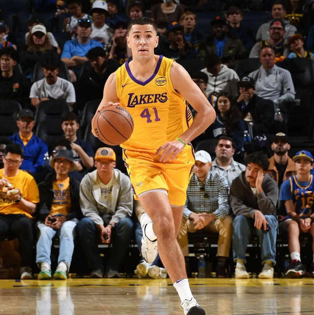 欧篮联:安纳托利亚艾菲斯VS巴塞罗那的简单介绍