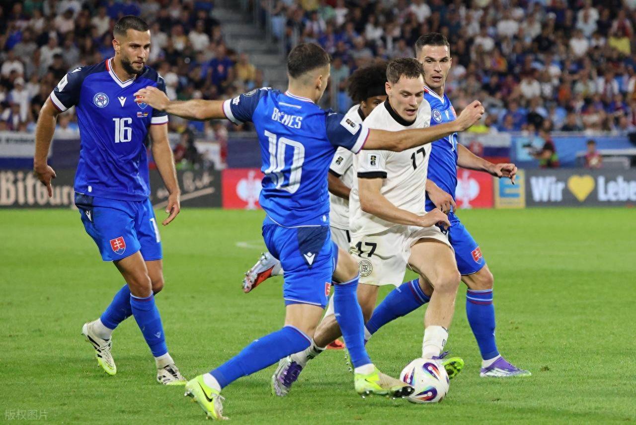 包含世预赛德国胜北爱尔兰德国队3-1战胜北爱尔兰的词条