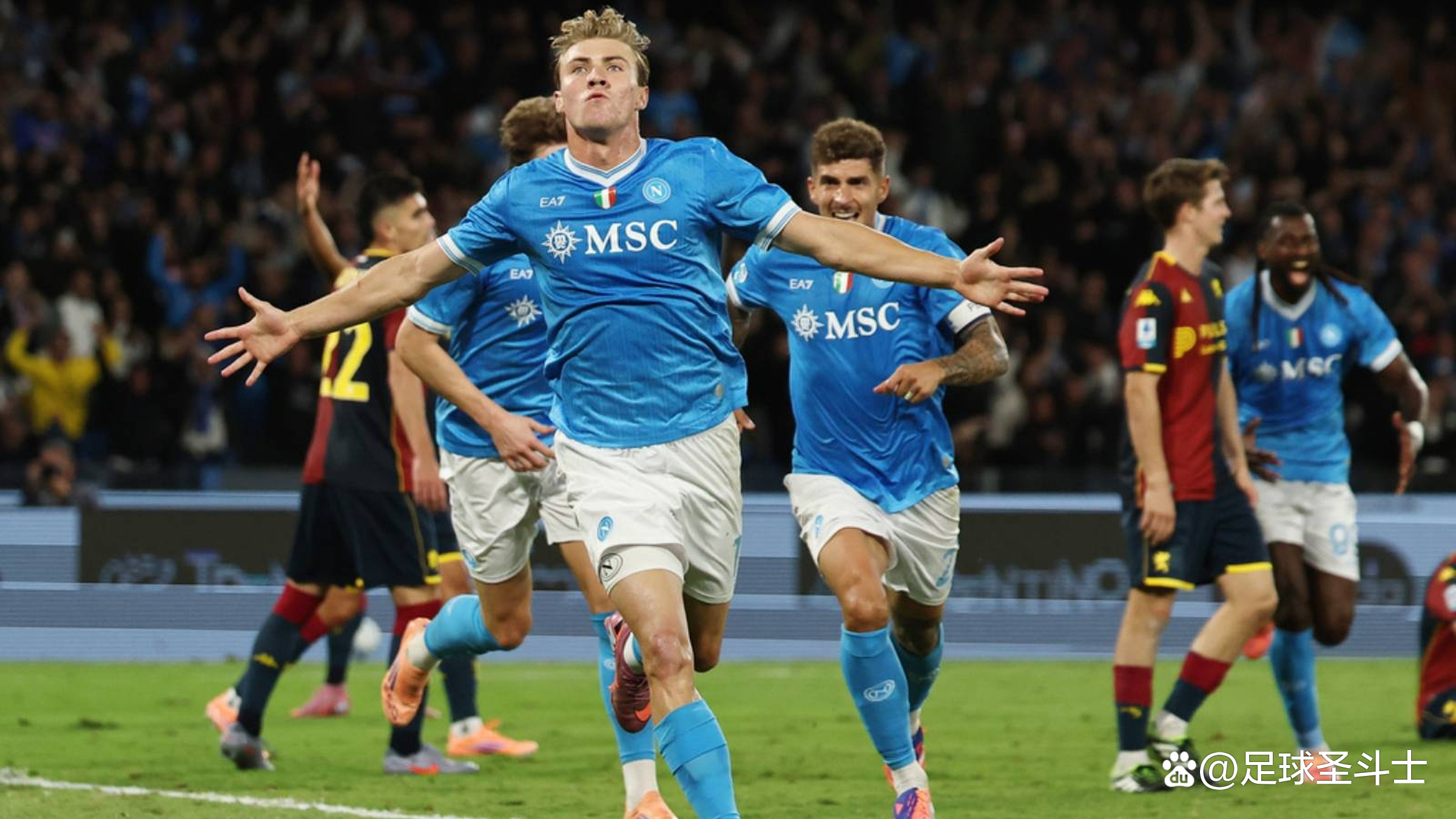 关于米兰就霍伊伦仍未达协议米兰仍在为引进霍伊伦而努力的信息 关于米兰就霍伊伦仍未达协议米兰仍在为引进霍伊伦而努力的信息