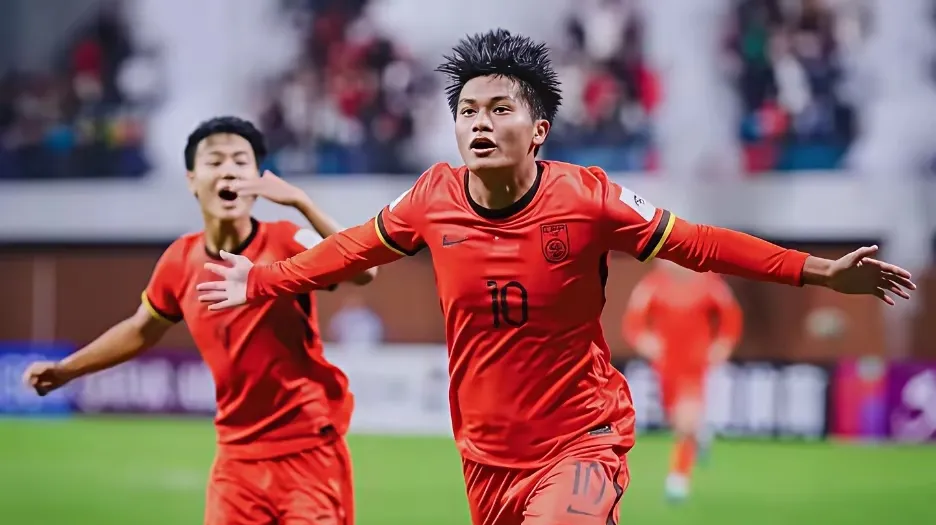 中超河南队1-3上海海港李新翔破门莱昂纳多传射建功的简单介绍 中超河南队1-3上海海港李新翔破门莱昂纳多传射建功的简单介绍