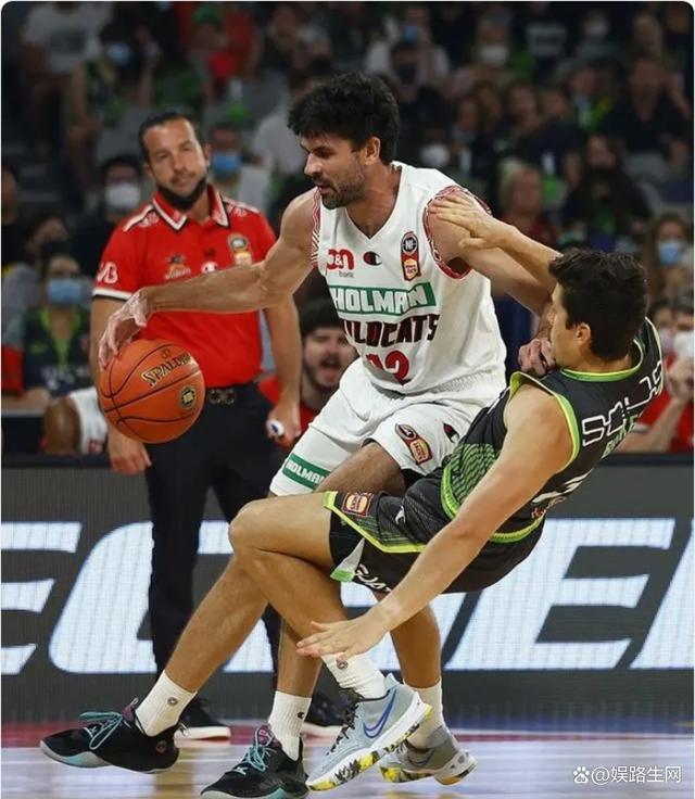 NBL:东南墨尔本凤凰VS阿德莱德36人的简单介绍