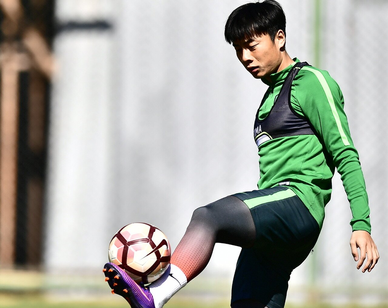 关于国安公布李磊伤情报告:右大腿股二头肌拉伤约4周康复的信息 关于国安公布李磊伤情报告:右大腿股二头肌拉伤约4周康复的信息