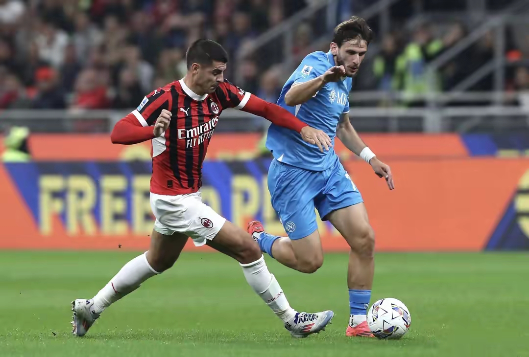 那不勒斯竞争卢克曼球员吸引多支球队关注的简单介绍