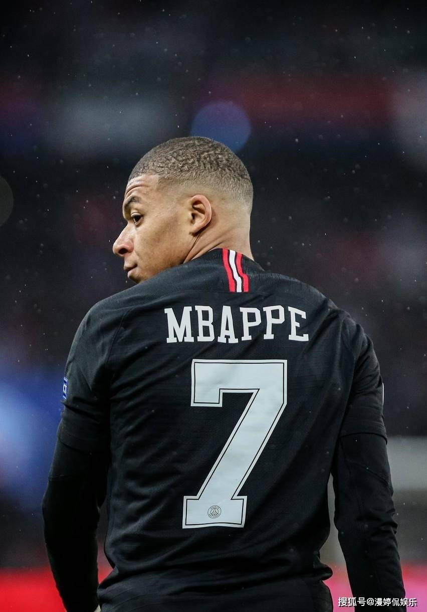 19岁杜埃获欧冠决赛MVP2射1传助巴黎夺冠的简单介绍 19岁杜埃获欧冠决赛MVP2射1传助巴黎夺冠的简单介绍