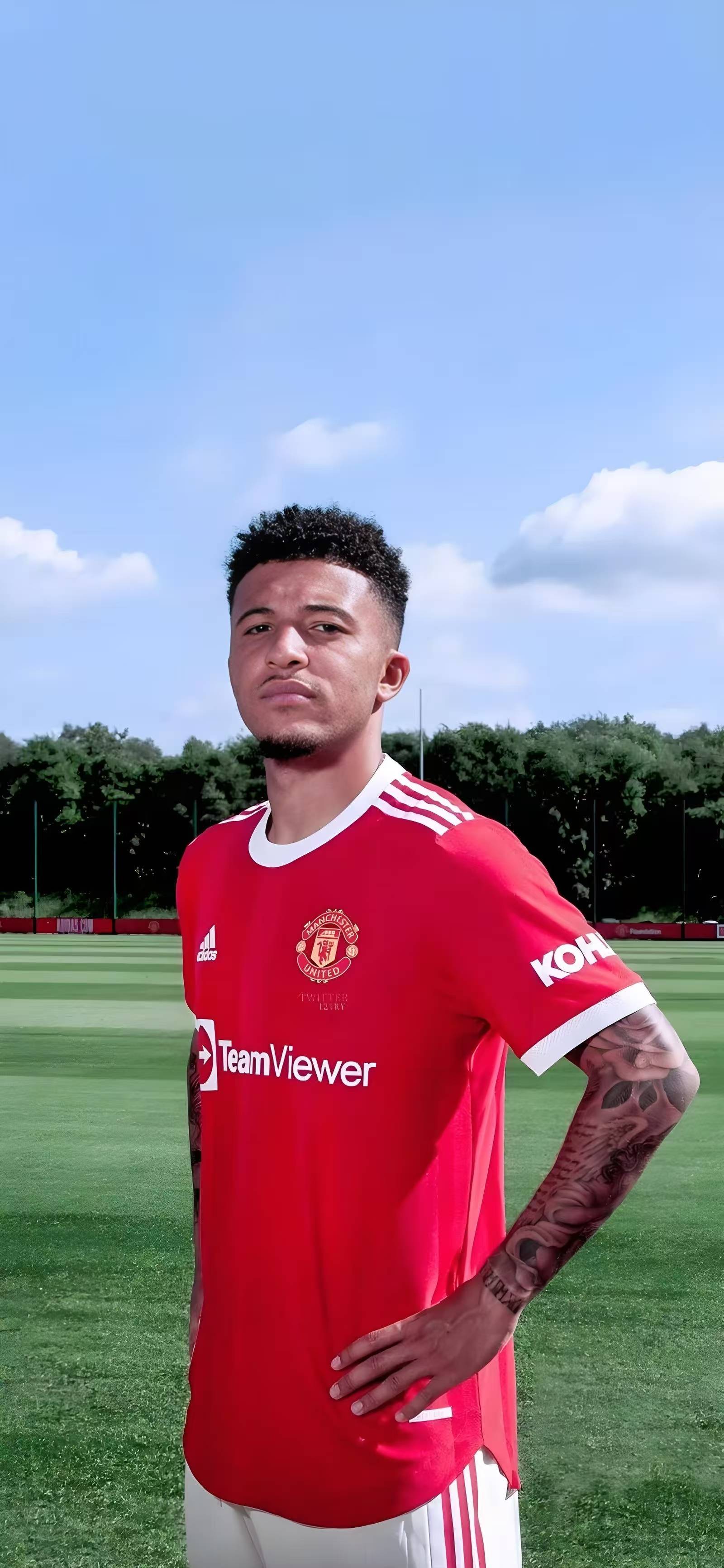 曝曼联可能考虑降价出售桑乔球员愿加盟尤文的简单介绍