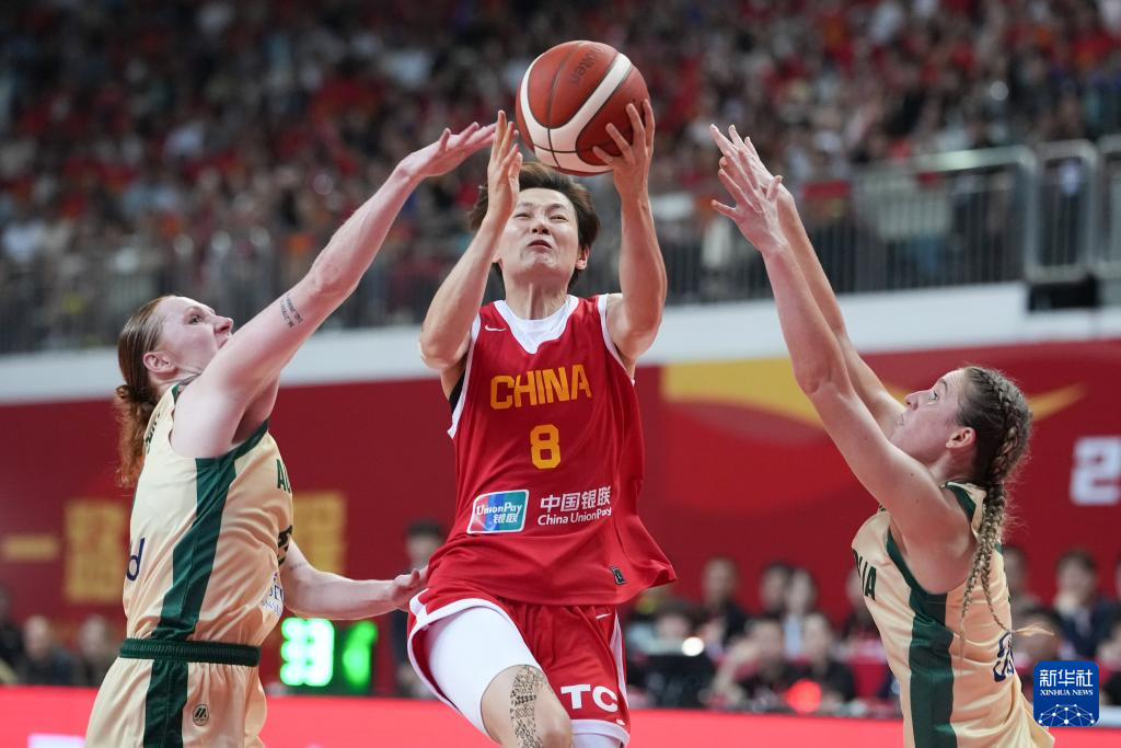包含中国女篮将在海口迎战澳大利亚女篮热身赛迎第五站的词条