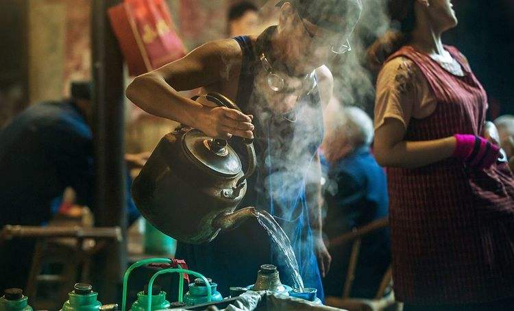 包含记者：“老味儿国家德比”回来了充斥着火药味的词条