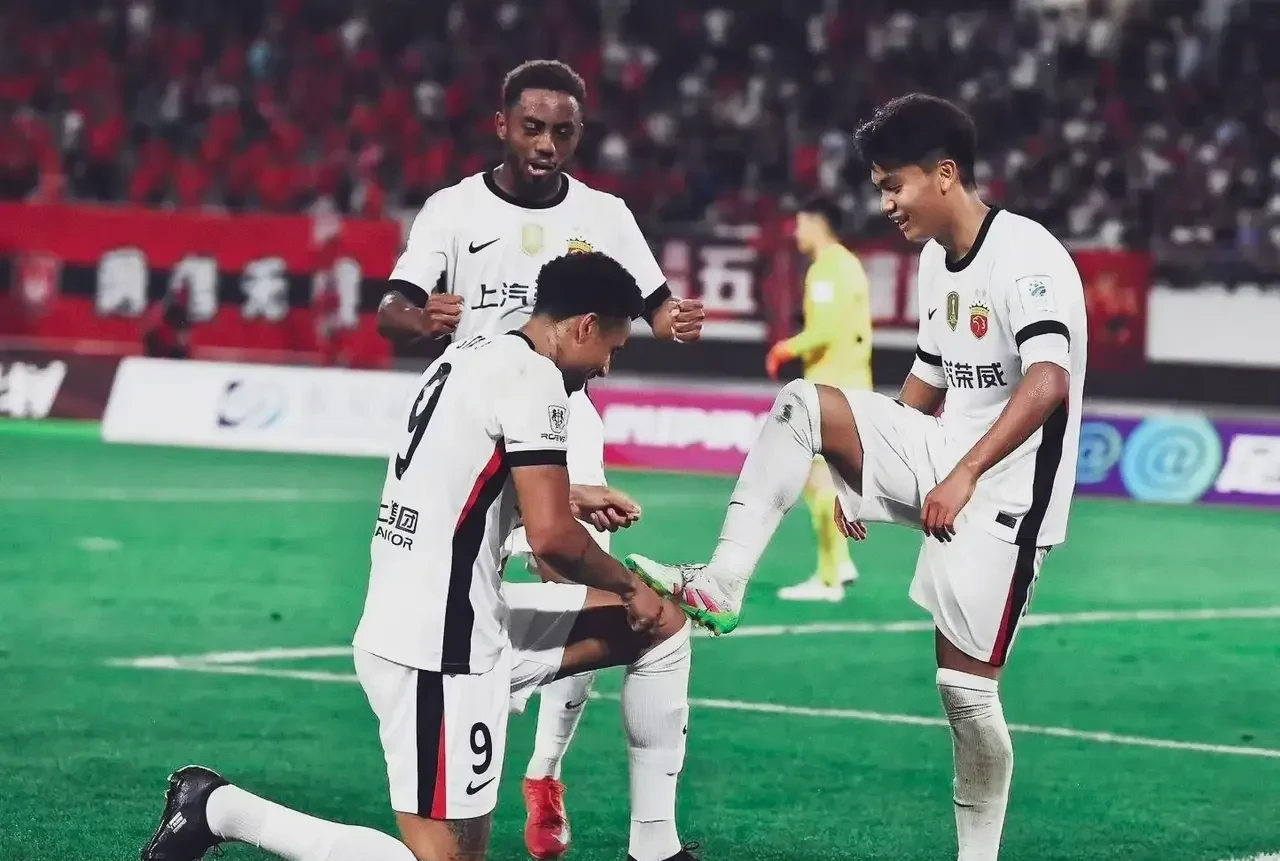 申花夏窗只有一个外援换人名额申花需要1个加强版米内罗的简单介绍 申花夏窗只有一个外援换人名额申花需要1个加强版米内罗的简单介绍