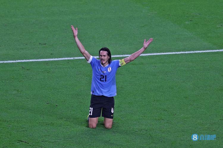 包含ESPN：卡瓦尼伤愈恢复训练有望出战末轮小组赛的词条