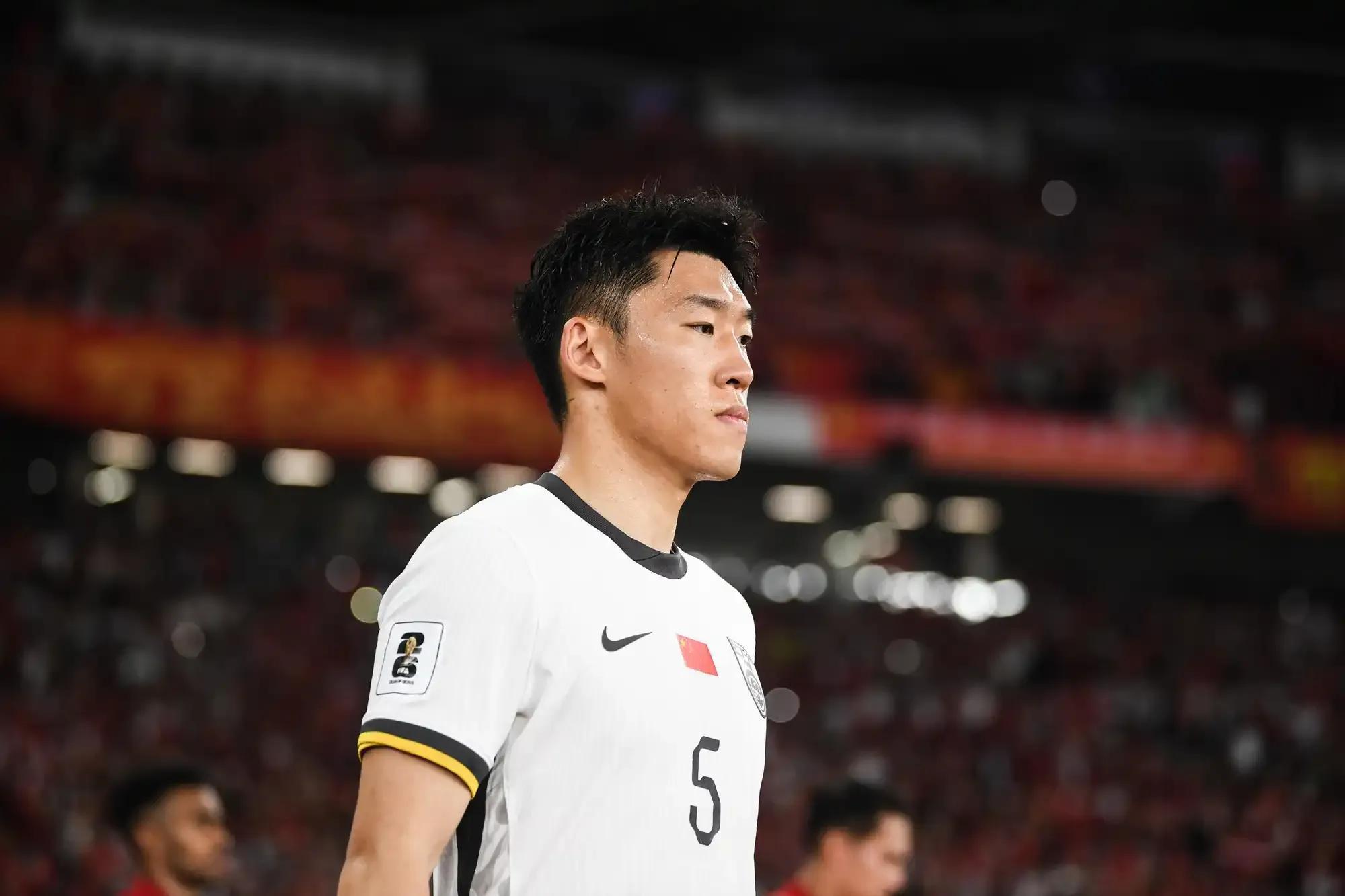 中超争冠形势依然胶着北京获得半程冠军的简单介绍