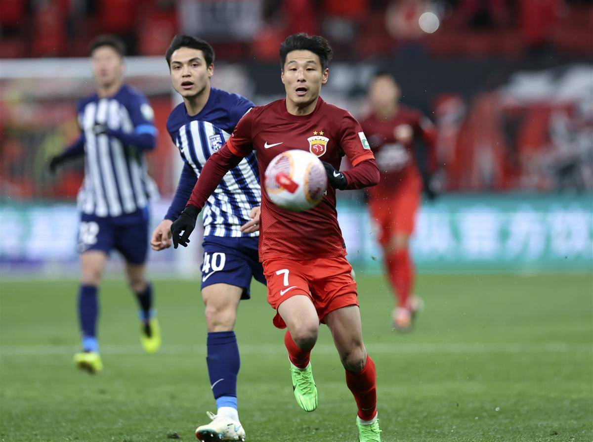 关于武汉三镇一线队球员调整提拔三名小将的信息