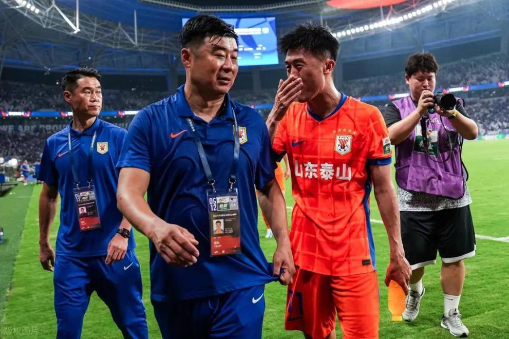 韩鹏带队泰山队成绩单一览韩鹏执教数据亮眼的简单介绍 第2张 韩鹏带队泰山队成绩单一览韩鹏执教数据亮眼的简单介绍 第2张