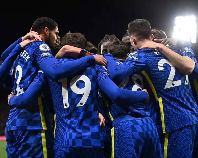 包含切尔西与加纳乔就个人协议达成一致蓝军将正式推动交易的词条