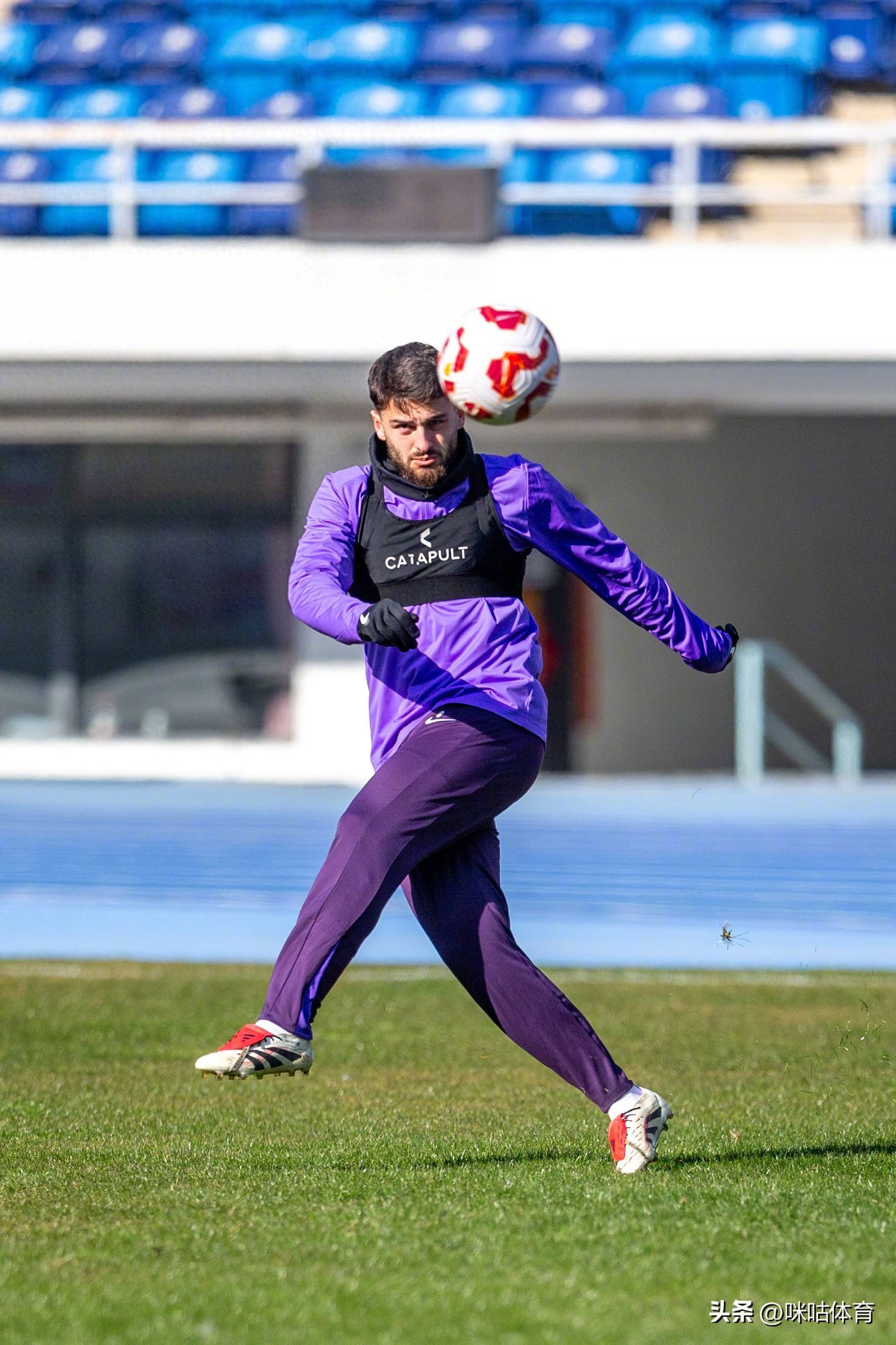 津媒：阿代米本月出场前景不乐观上一轮大腿肌肉拉伤的简单介绍  第1张