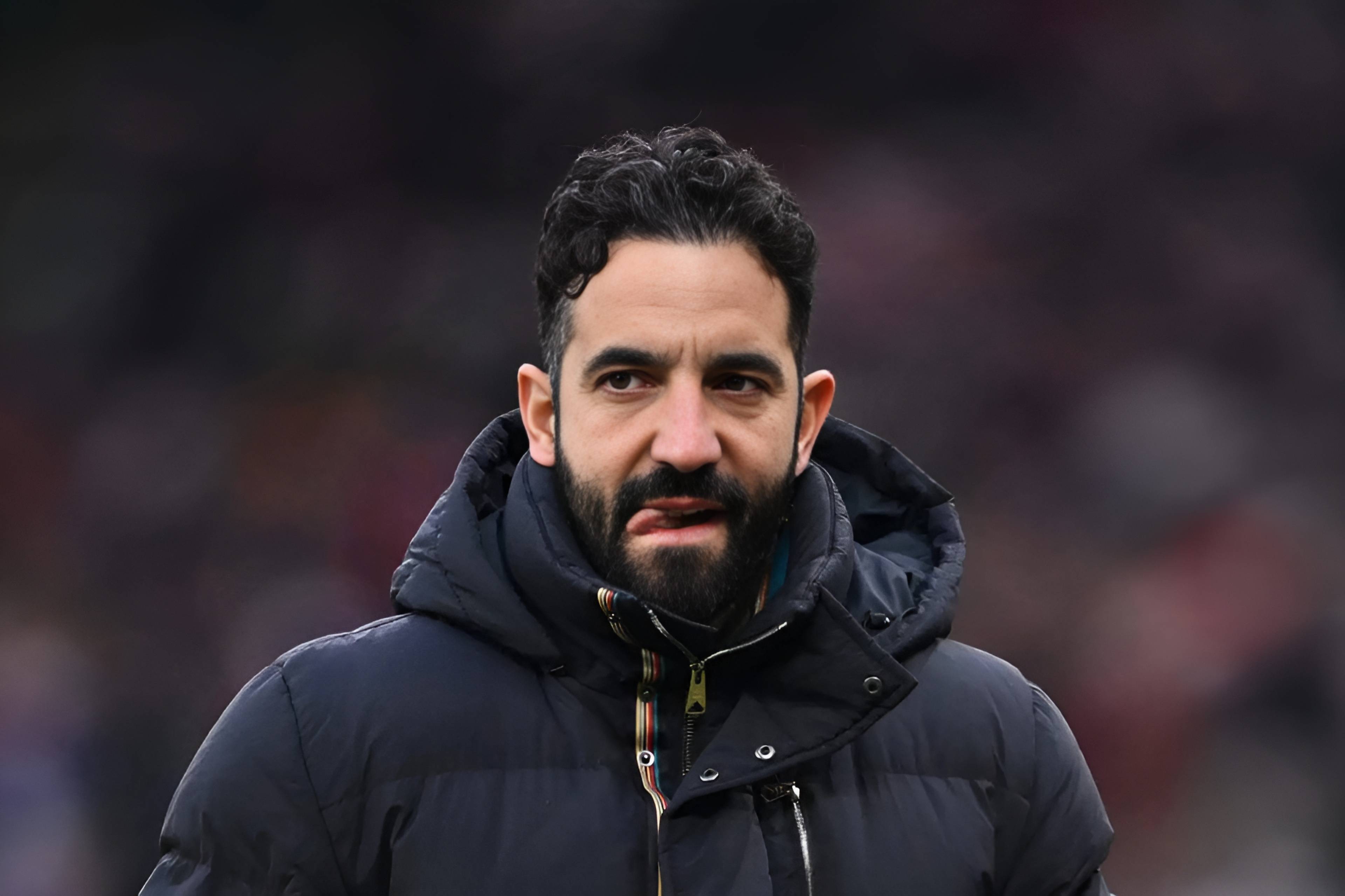 曼联名宿：球队帅位恐生变阿莫林面临下课危机的简单介绍