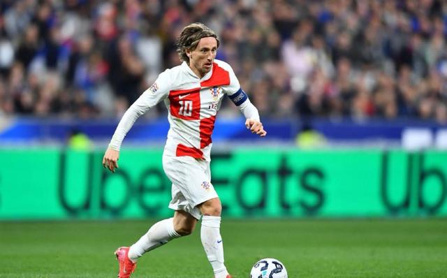 莫德里奇将在世俱杯后与AC米兰签约AC米兰迎来中场补强