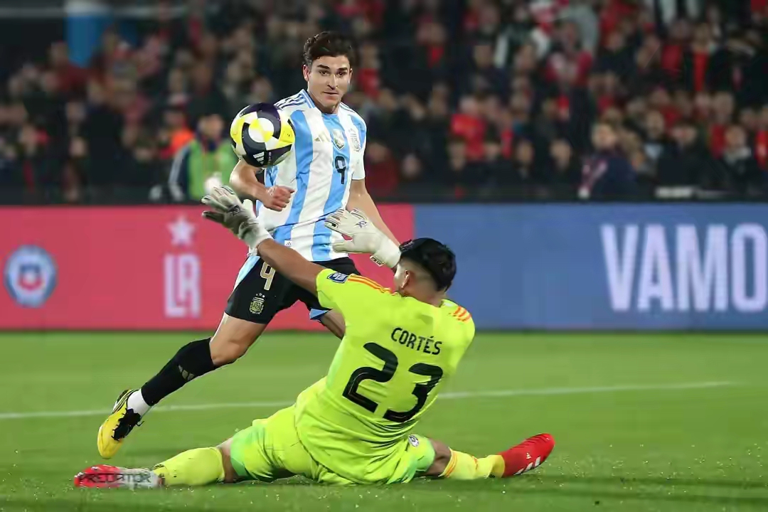 世南美预智利VS阿根廷预测阿根廷拥有绝对的对赛优势的简单介绍  第2张