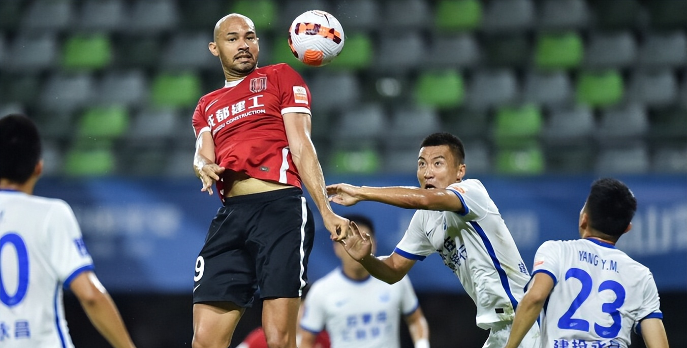 包含亚泰9月3日集结备战成都蓉城结束2天的假期的词条  第2张