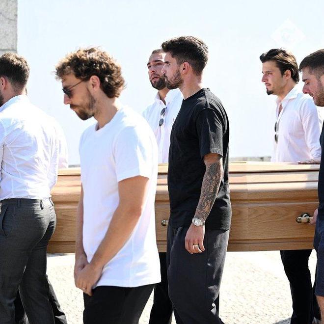 包含C罗缺席若塔葬礼背后原因引关注的词条  第2张