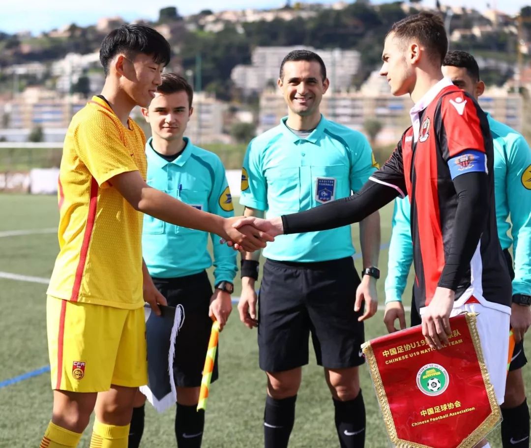 包含巴萨计划在秘鲁举办友谊赛以填补海外赛取消的损失的词条  第2张