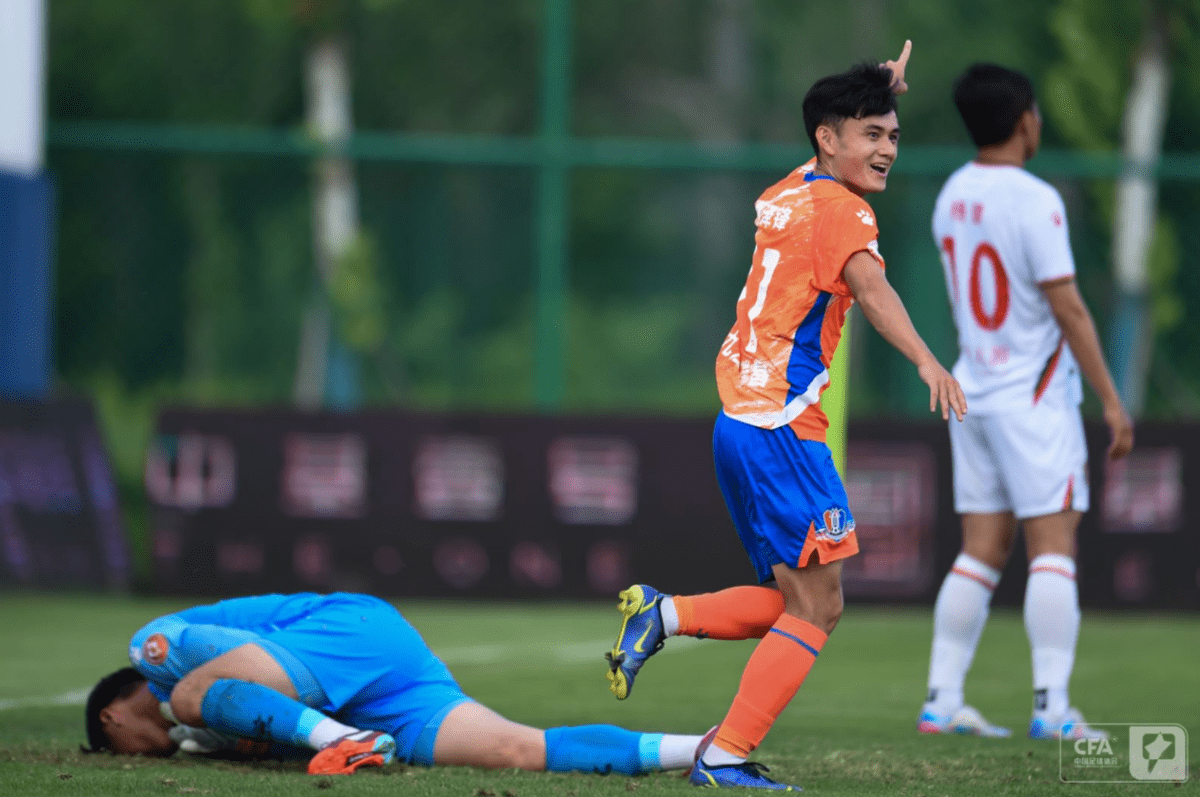 中超青岛海牛1-1河南林创益破门刘鑫瑜扳平比分的简单介绍 第2张 中超青岛海牛1-1河南林创益破门刘鑫瑜扳平比分的简单介绍 第2张