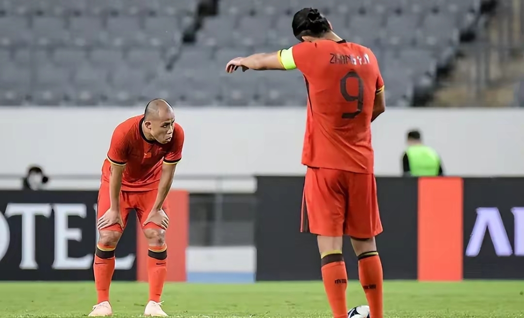 东亚杯日本队2-0国足细谷真大破门张玉宁失单刀的简单介绍  第2张