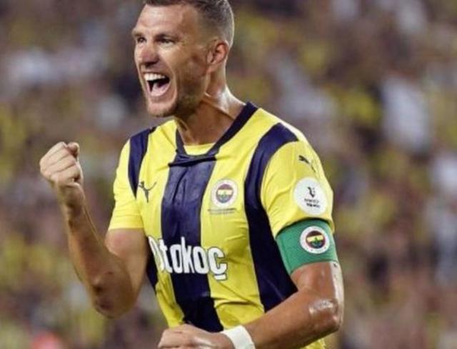 包含佛罗伦萨主教练皮奥利下课本赛季带队意甲前10轮未尝胜绩的词条