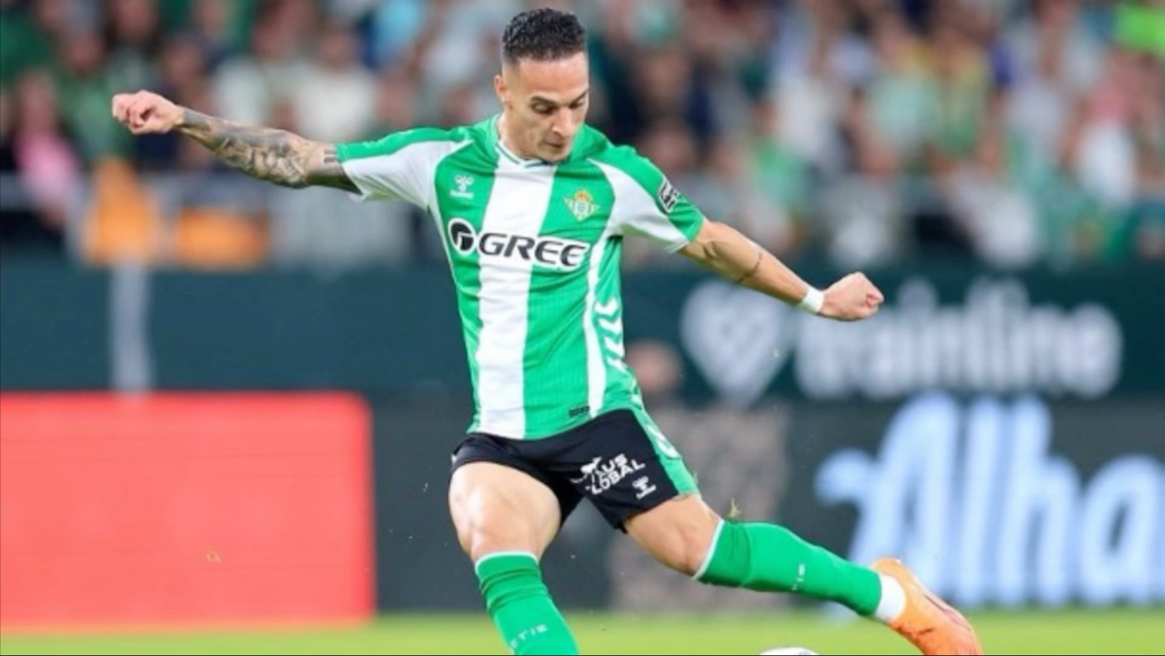 包含安东尼入选巴西国家队本赛季表现出色再次获得信任的词条  第1张